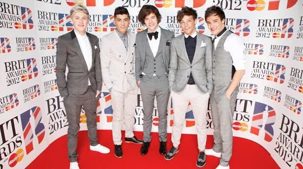 Брит д. Группа one Direction. One Direction 2012. One Direction участники 2012 год. Brit Awards 2012.