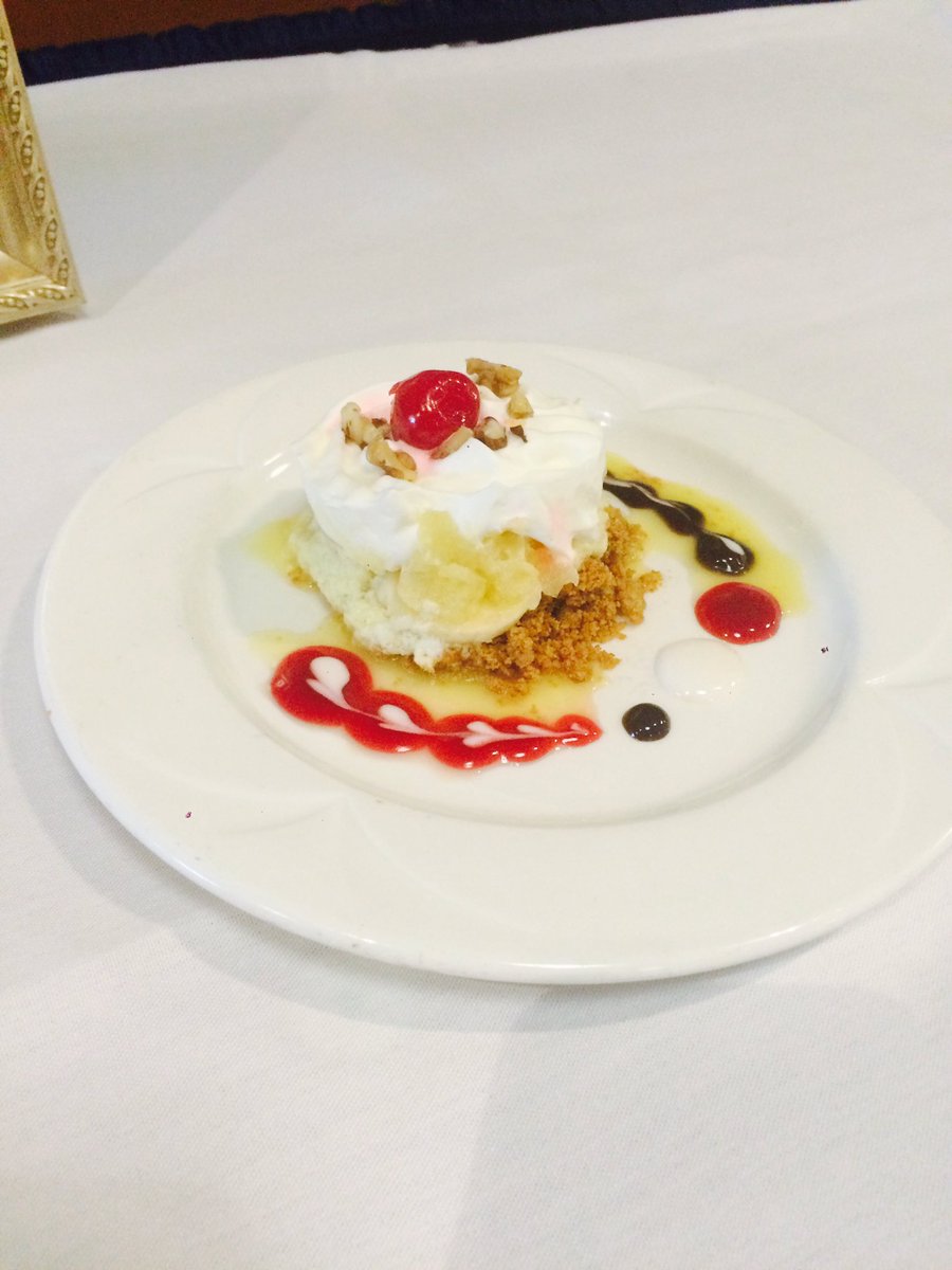 AdelfiPromo's tweet image. This food looks amazing! #prla #jwu #culinaryarts