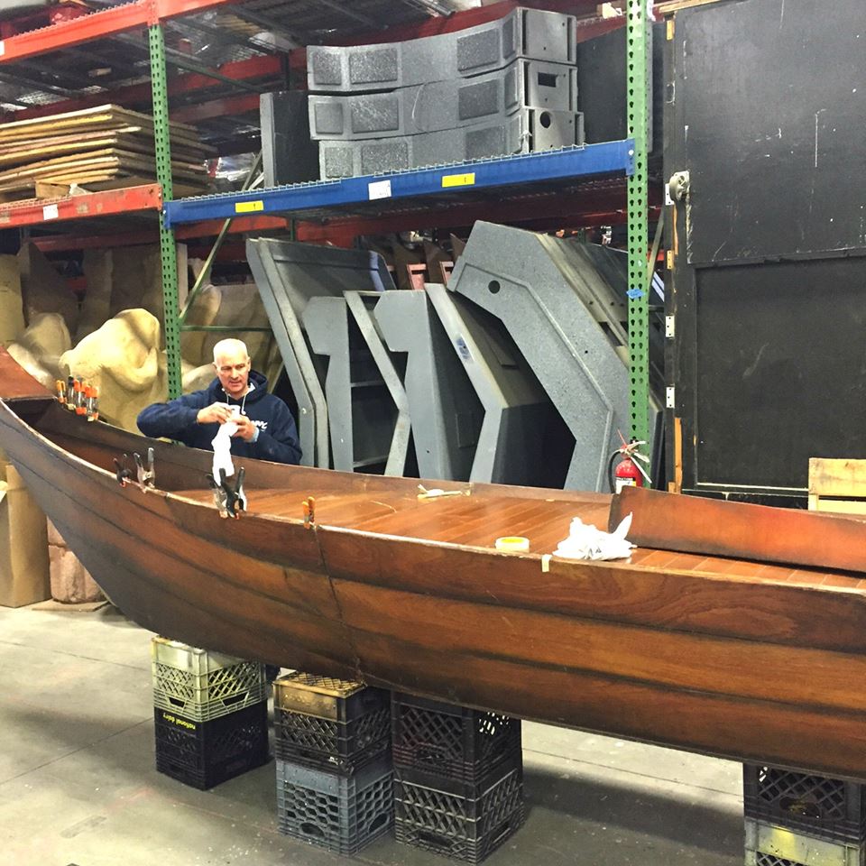 WzrdConnection's tweet photo. Did you know that all of our decor gets inspected &amp; polished before going out for an event? #WarehouseWednesday https://t.co/i9uuqxjzFx