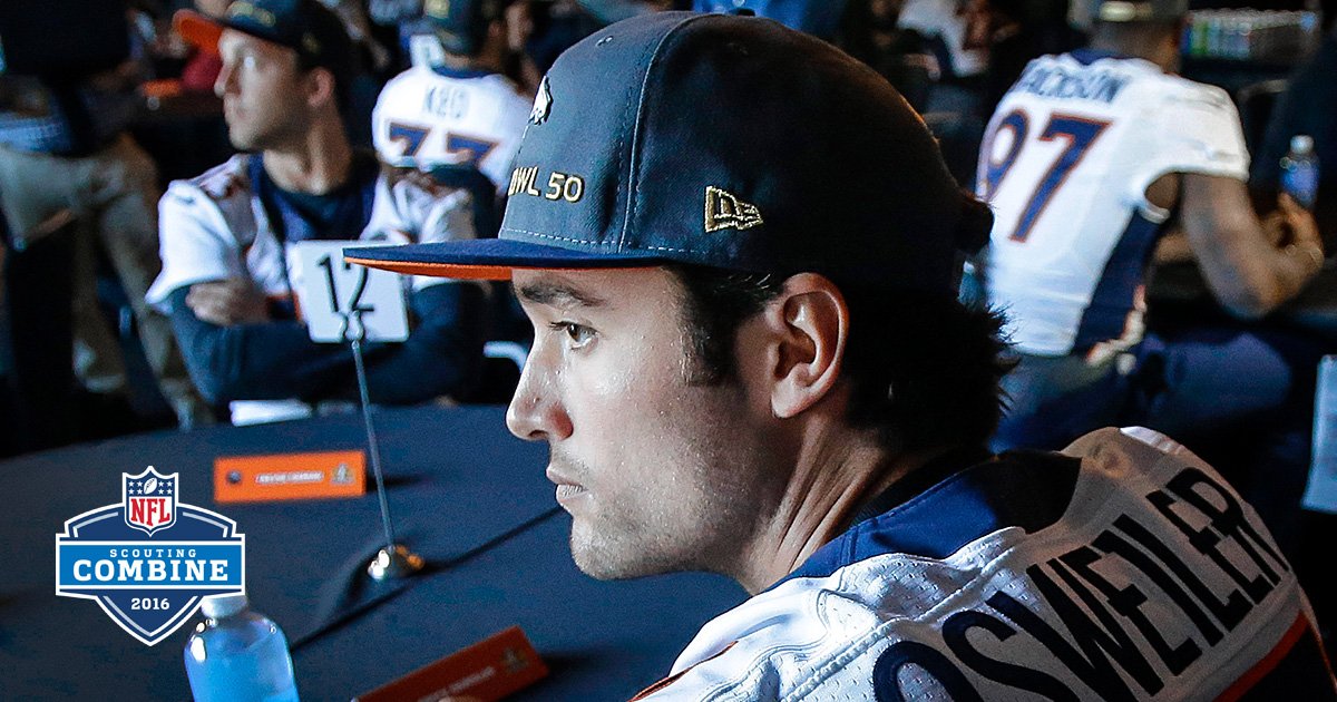 Broncos's tweet photo. The next two weeks will be crucial in determining the #Broncos' future at quarterback.

📰 https://t.co/z1Bq8oybOh https://t.co/W2NKPLmrTp