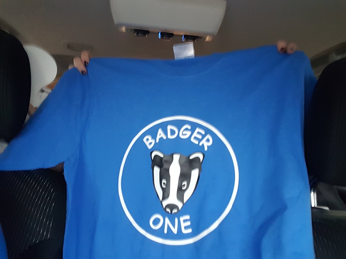 AvonWellbrooke's tweet photo. Who is badger 1!?! #mycarpoolstory @Trilogy_Mtgs https://t.co/C4qMnvWmOS