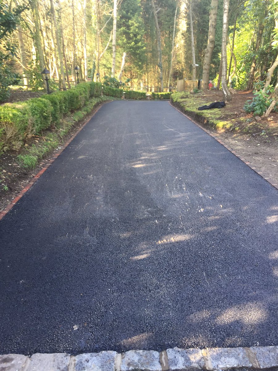 leeroykav's tweet image. Driveway resurfaced by us this morning!