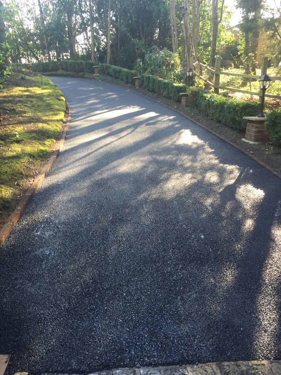 leeroykav's tweet image. Driveway resurfaced by us this morning!