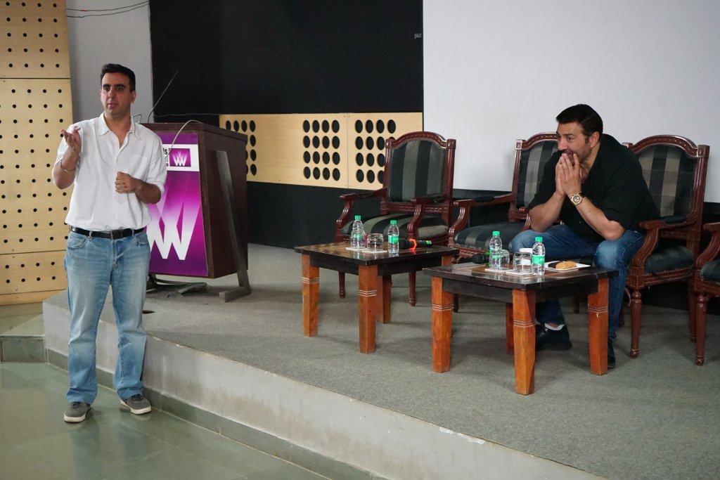 iamsunnydeol's tweet photo. Enjoyed interaction with young talent @Whistling_Woods https://t.co/SXKRiRFJVB