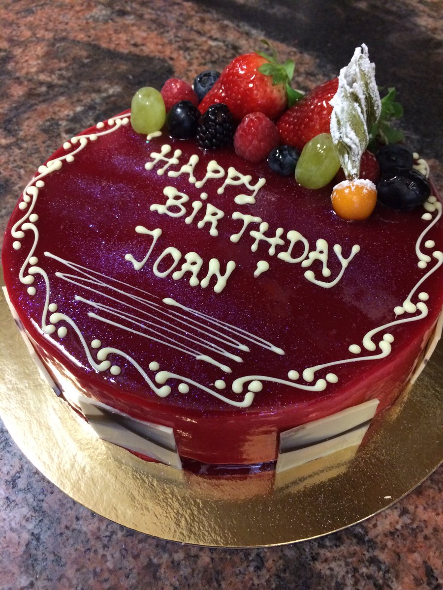 X 上的Le Moulin Shop:「Happy Birthday Joan. We hope you enjoy your cake! #patisserie #hornchurch #birthdaycake https://t.co/WAmfnCNlXK」 / X