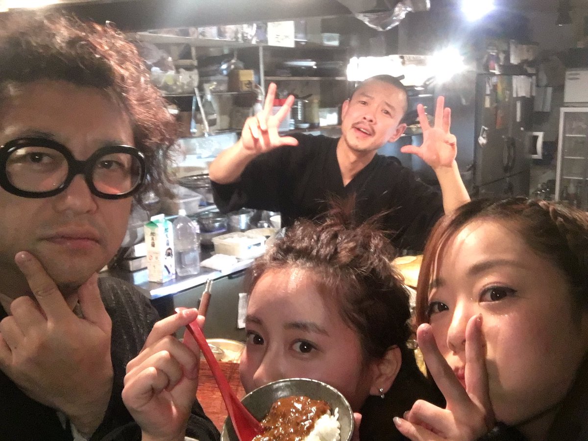 秋山具義 A Twitter しとらすなう 美人すぎるタクシードライバー生田佳那ちゃんと 美人すぎるラウンジマネージャー石井菜央ちゃんと しとらすなう 後ろにウザのり T Co Ziuz5uj3c9 秋山具義 A Twitter しとらすなう 美人すぎるタクシードライバー生田佳那ちゃんと 美人すぎるラウンジマネージャー石井菜央ちゃんと しとらすなう 後ろにウザのり T Co Ziuz5uj3c9