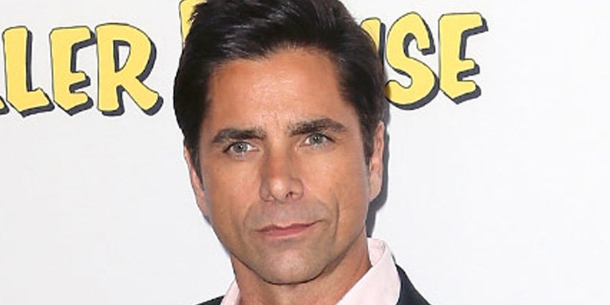 people's tweet image. EXCLUSIVE: @JohnStamos cried watching the first promo for @fullerhouse peoplem.ag/rU48d6x