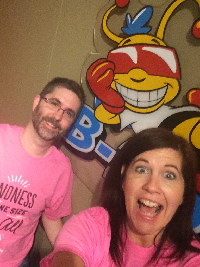 kamloopsb100's tweet photo. #PinkShirtDay get your pink on today #kamloops https://t.co/XTHc2oXbny