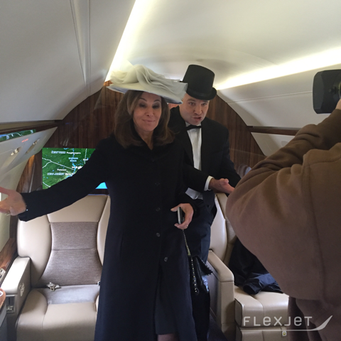 Flexjet's tweet photo. Welcome aboard the #Gulfstream #G450 @RosannaScotto and @GregKellyFox5. #GDNY #Flexjet https://t.co/Zeojq8JGts