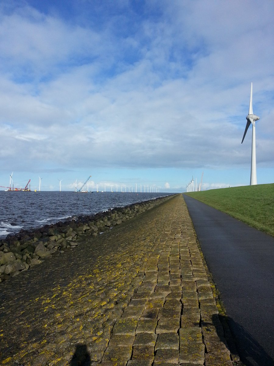 HendrikUK43's tweet image. Het loopt lekker... #westermeerwind