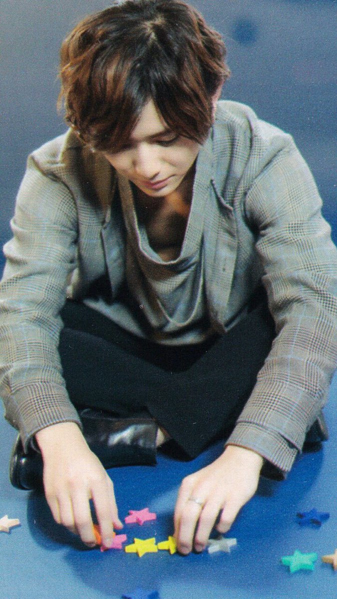 山田凉介介 Sakura على تويتر 山田涼介手機壁紙 T Co Hka4xqt4zb