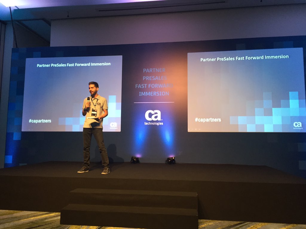 AleAssis's tweet photo. Felipe Barreiros CEO da Ponte21 abrindo o #CAPartners #FastForward2016 https://t.co/Cs5urNo9Ux
