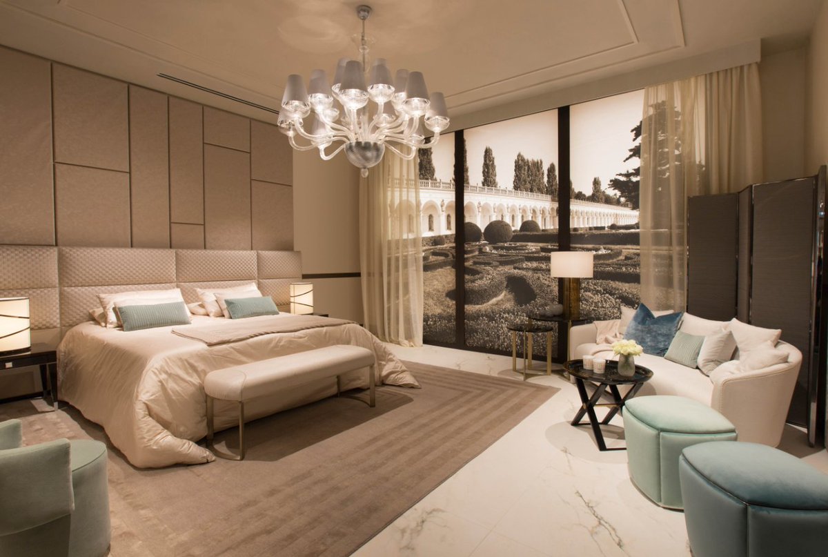 INTERNIMagazine's tweet photo. #LuxuryLivingGroup #LosAngeles #FendiCasa #BentleyHome #TrussardiCasa #PaulMathieu #showroom https://t.co/dYaVgrxi3p https://t.co/npHhqHJy4R