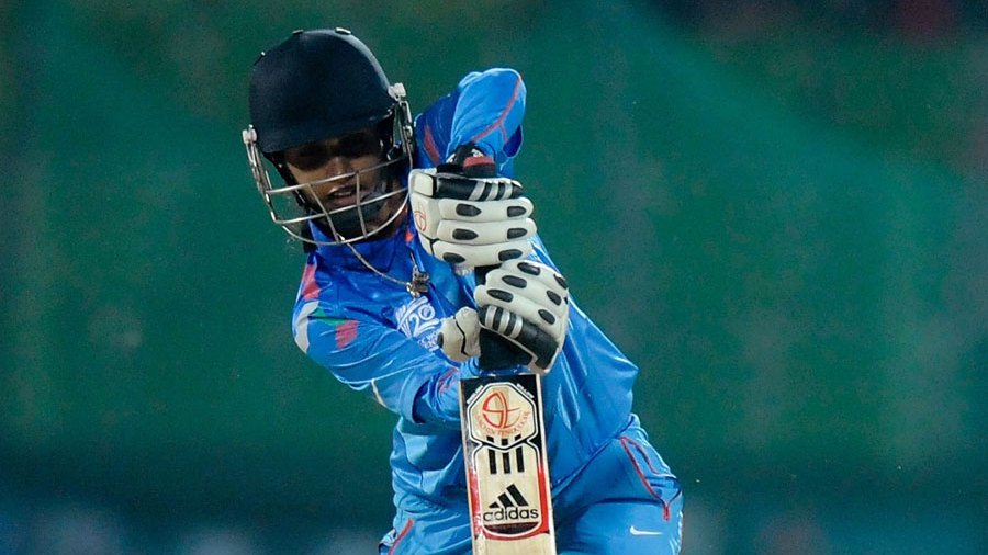 osa10001's tweet photo. 2nd T20I

#SLWMN 107/8 (20ov)
Surangika 27(25)
#INDWN 108/5 (19ov)
Raj 51*(52)

#INDWN won by 5 wickets
(24/02/16) https://t.co/9xpgclV4C2