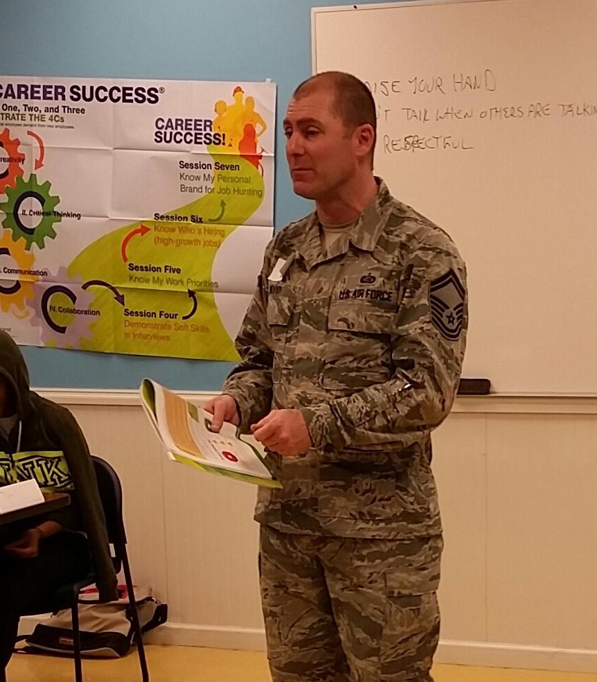 910AW's tweet photo. SMSgt. John Wood is 1 of 7 from YARS mentoring students through Junior Achievement today. #JAMV #ServiceBeforeSelf https://t.co/9JLwoH299S