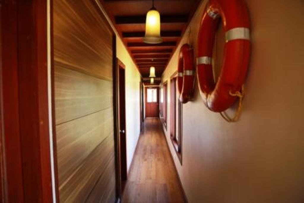 LakesNBoats's tweet photo. Lakes N Boats
00919847046683 https://t.co/l7LLEPGOsq