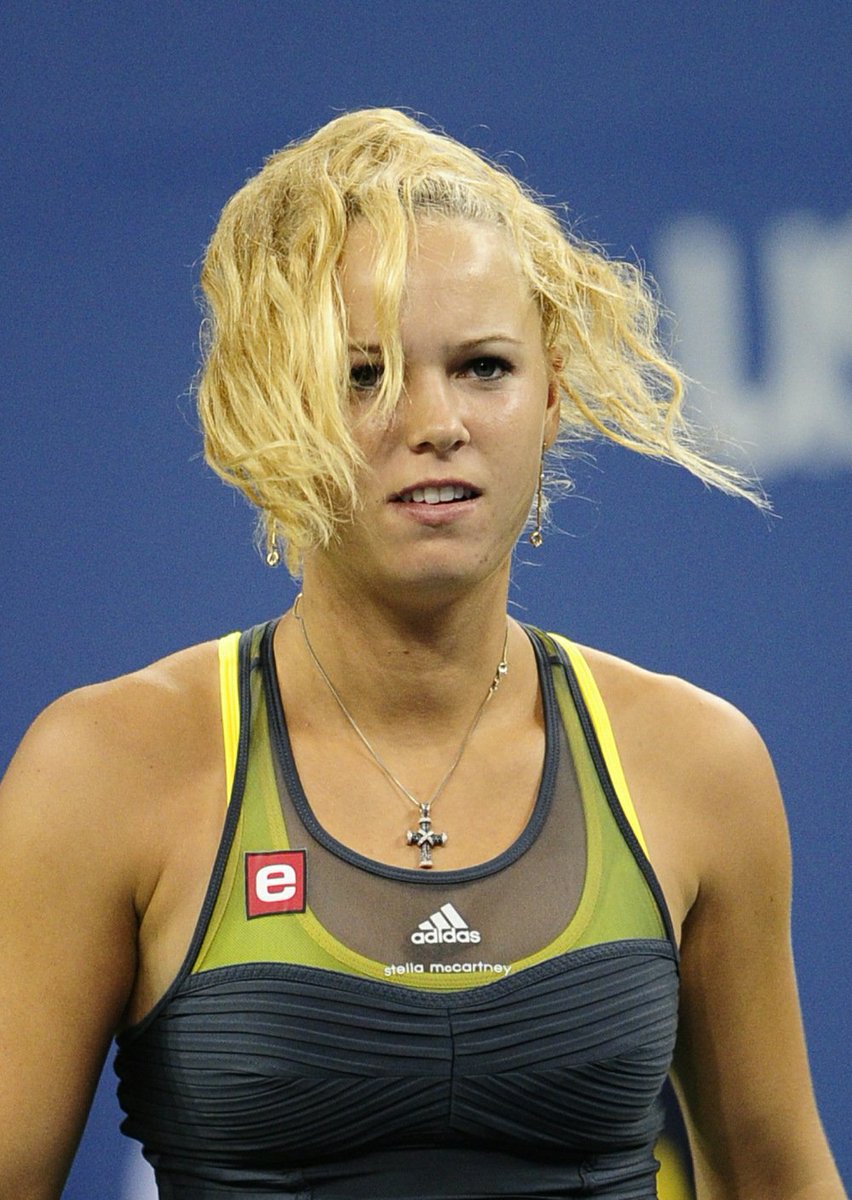 LaydenRobinson's tweet photo. BRING THE FURY #CarolineWozniacki  !  #Doha_Live #Qatar #QatarTotalOpen #WTA https://t.co/WqH3ryKJ4Q
