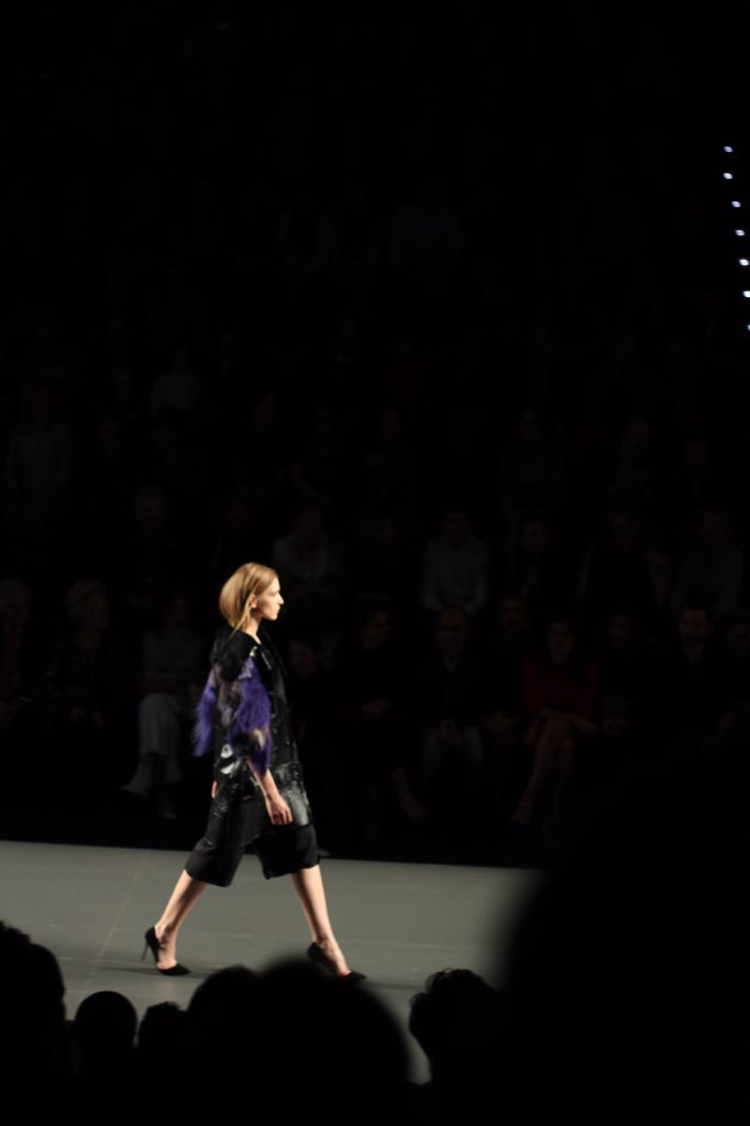 CodicStyle's tweet photo. Nos hemos enamorado del desfile de @JesusLorenzoTW en la @MBFWMadrid ❤️ https://t.co/p9zD9DeDxd