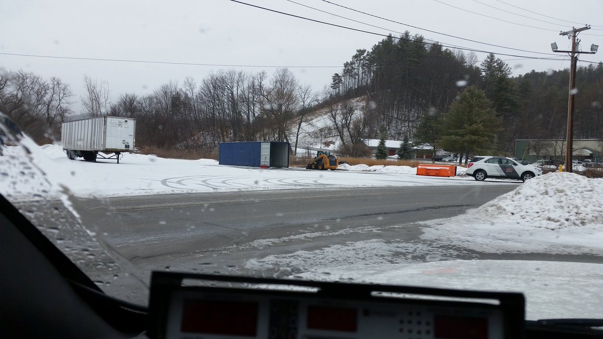 This is how protesting goes down in Vermont #Vermontwinter