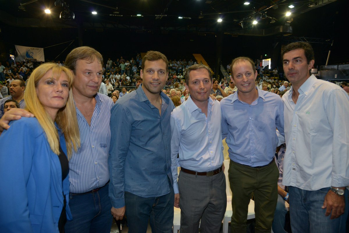 Intendente <a href="/fernandogray/">Fernando Gray</a> en el Congreso del PJ