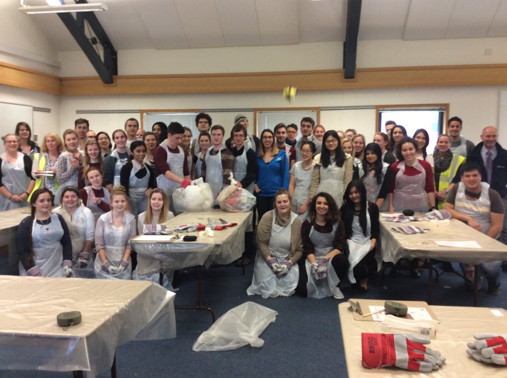 SustAtSUSU's tweet photo. WASTE WARS! #SotonWasteWars https://t.co/bNM0QmnUQu