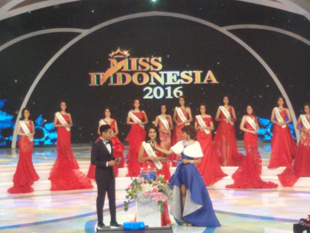 Yusranie perwakilan DKI Jakarta diberikan pertanyaan oleh Pieter S. Serang #MissIndonesia2016