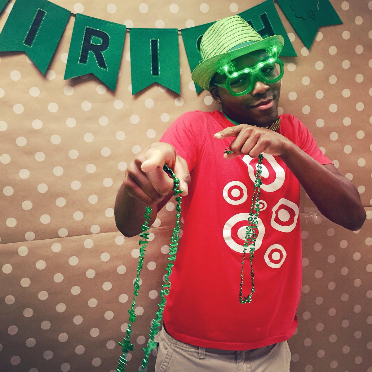 VeraCBarroso's tweet photo. We like to have fun at #T2156 #YouMakeTarget #Green @sbarrante we need one !! https://t.co/2DrokWmMvt