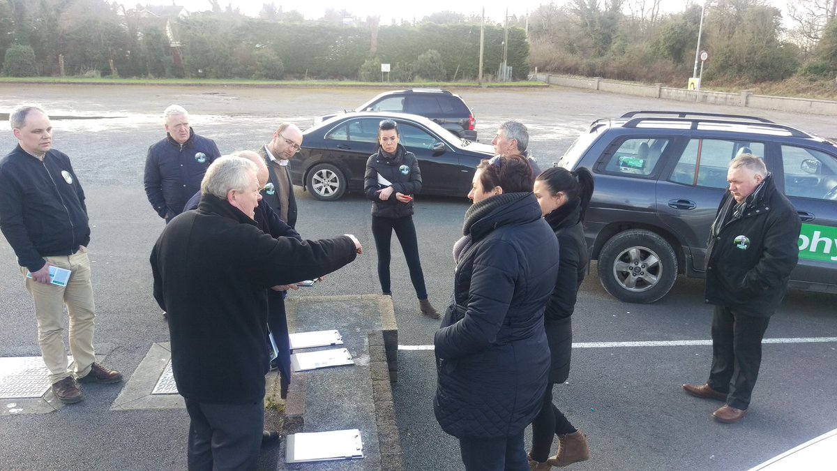 WestAwake's tweet photo. #MurphysOnTheMove @CllrEMurphy getting his 3rd #TeamMurphy Out In #Drum #Athlone earlier #GE16 https://t.co/tNH2mKf70e