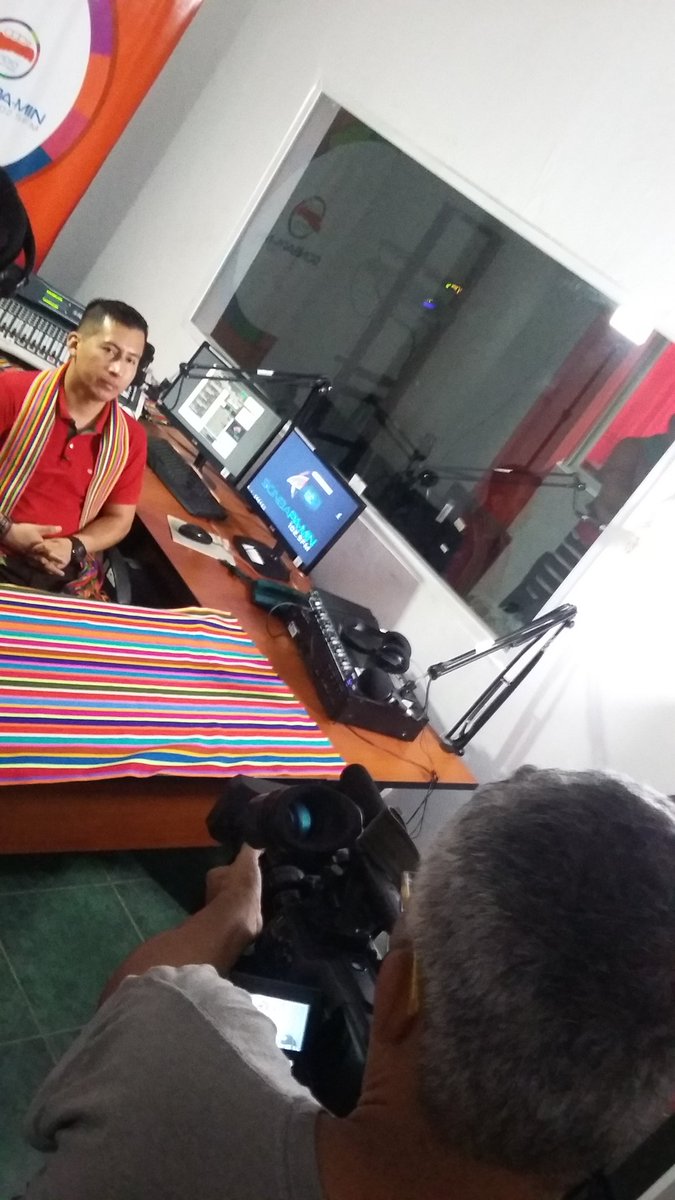 sonbapamin's tweet photo. Entrevista por parte de Ecuavisa, a la Radio Comunitaria Tsachila  Sonba Pamin por la gestion realizada https://t.co/5fn4a0xvC2