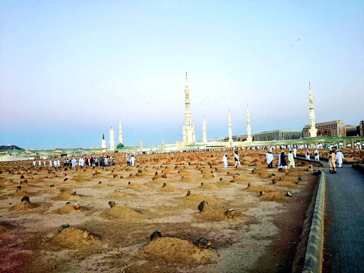 AllahGodQuran's tweet photo. Every person is made of soil &amp; finally was reduced to soul, this's the inevitable truth.We must realized

جنة البقيع https://t.co/CZf06VrKzf