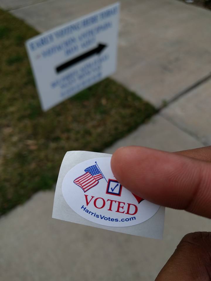 rgv4bernie's tweet image. ALL over TX votes for Bernie! voter in Houston @Houston4Sanders @TexasForBernie @BlackWomen4Bern #FeelTheBern