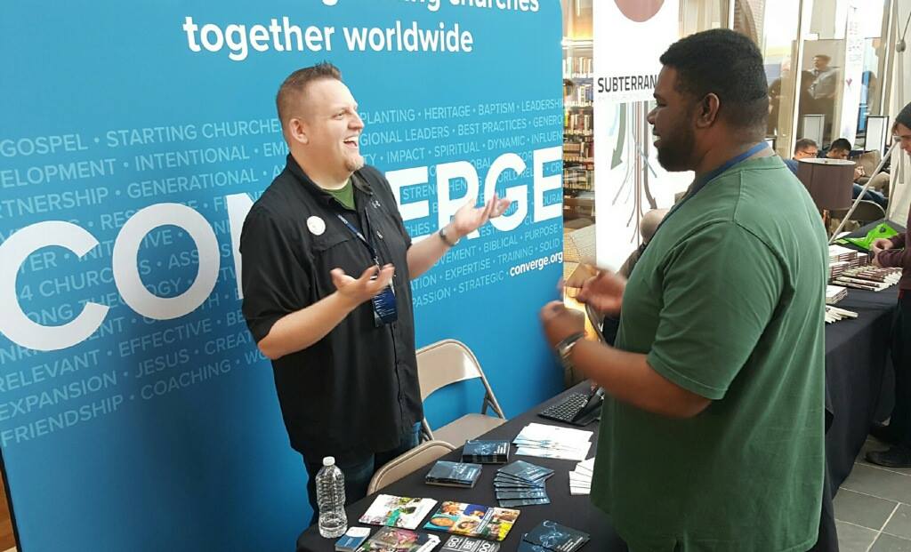 ConvergeCP's tweet photo. @CMidatlantic pastors Rob Paterson &amp; Tim Broughton connecting w/ students @LibertyCMT CP conference, for @convergeww https://t.co/L82OeyAqOf