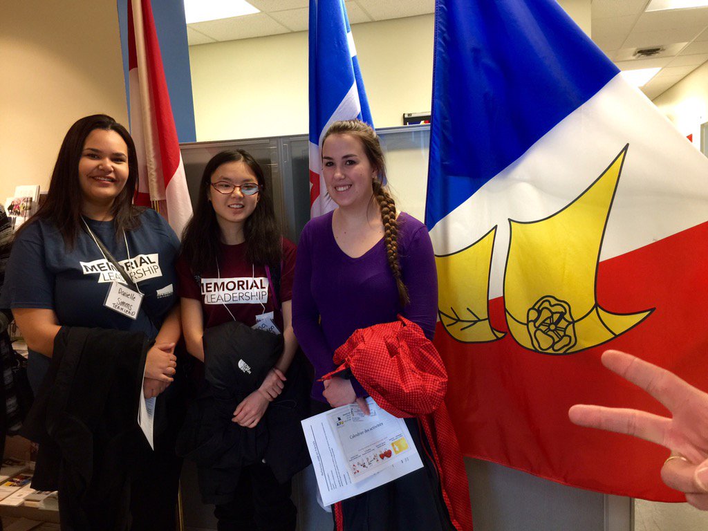 AbroadGo's tweet photo. @AbroadGo: #makemidtermmatter en français! @MemorialU @MUNCareer @MUNStudentLife @MUNSU35 @svbmun https://t.co/cLyPhxBKip