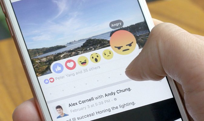 Daily_Express's tweet photo. It's official, #Facebook has changed the Like button https://t.co/pN2d7XglGf https://t.co/lYsuqdcqDu