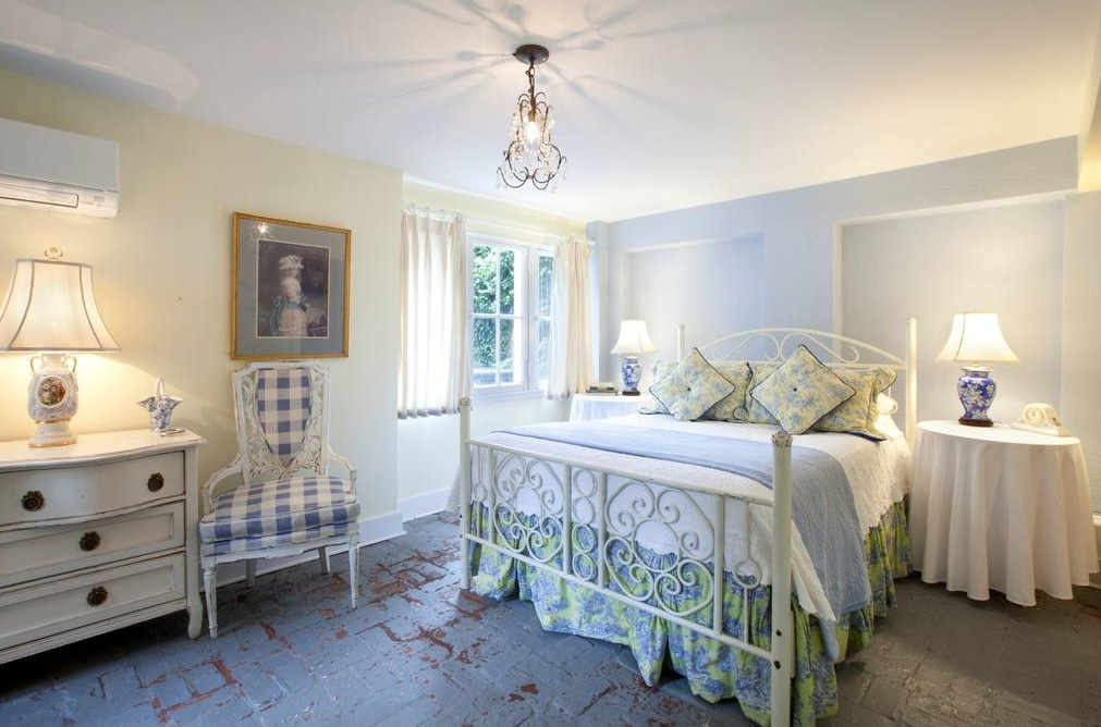 Come spend the weekend with us and escape from it all! >>bit.ly/1OMGJ1i