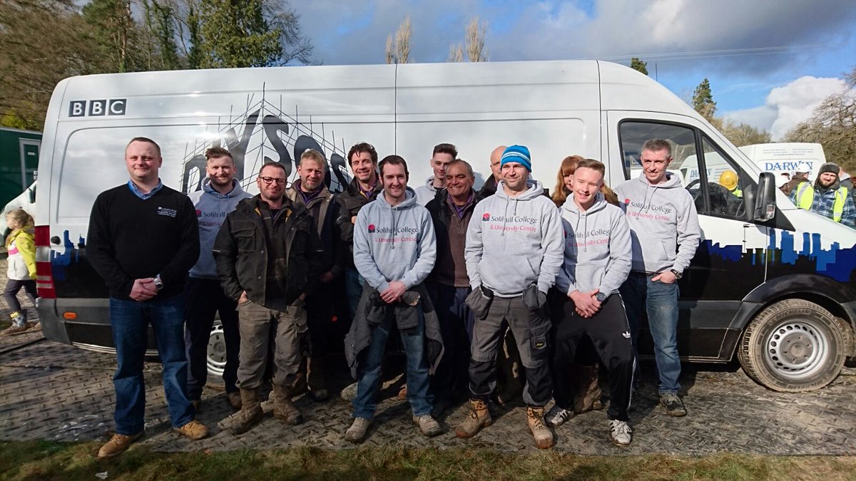 SolihullCollege's tweet photo. Plastering students from the College recently lent their skills to help on a project for DIY SOS! https://t.co/rKXsX60j9K