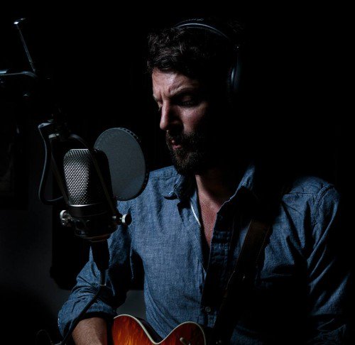 AtlantaTix's tweet photo. Find #raylamontagne #atlantatickets for July 30th at https://t.co/CupQiAgV1U. #folk #rock #musician - a must see! https://t.co/uW3O4EtM79