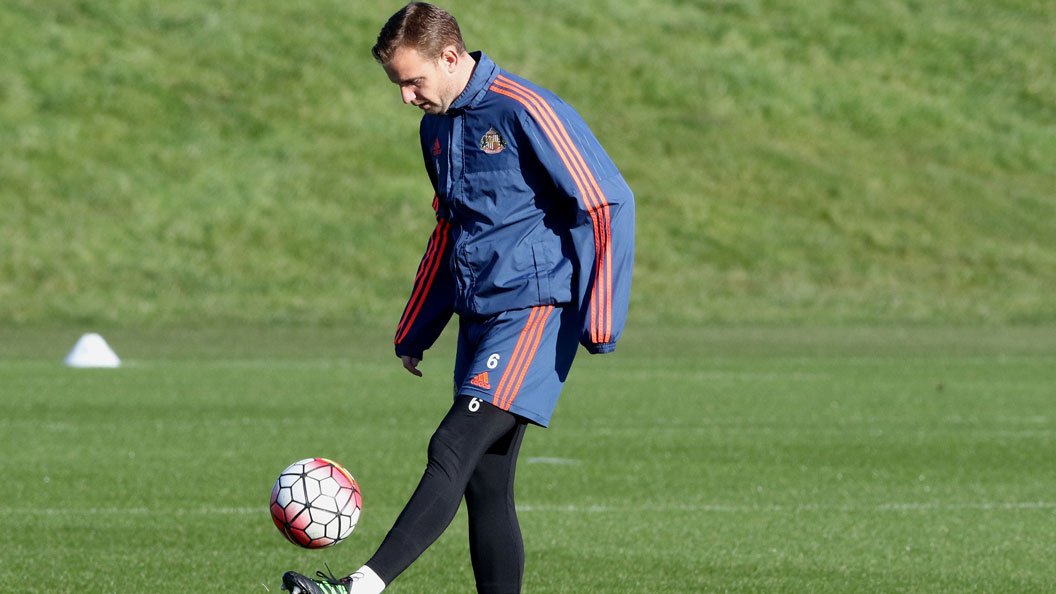 SunderlandAFC's tweet photo. GALLERY: Lads prepare for @whufc_official: https://t.co/kI0SRRtoq7 https://t.co/76UbeIiG2M