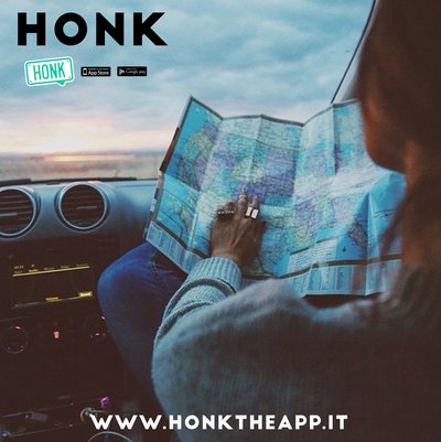 HONK_The_App's tweet photo. Old fashion traveling vs 2.0 traveling with HONK Social Driving. #honktheapp #justHONKit #travel #fun #wedsnedaymood https://t.co/dGRIAdQka6