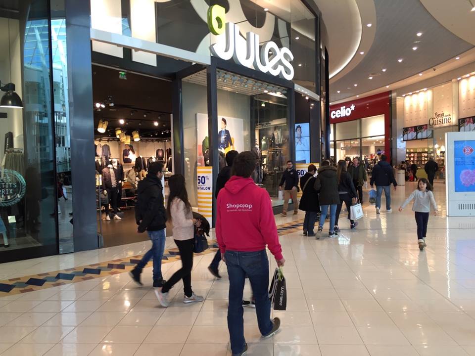 ShopopopFR's tweet photo. 1ere livraison de #clickandcollect #Nantes chez @Jules_com @AtlantisNantes #consocolab https://t.co/7MzHeMVrMk https://t.co/yKeVV7t83C
