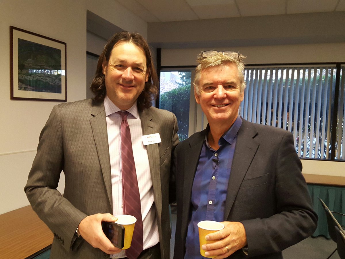 ChrisArpante's tweet photo. @VisibleLearning John Hattie &amp; @broy182 @SCCOE #visiblelearning https://t.co/eowROWQsfG