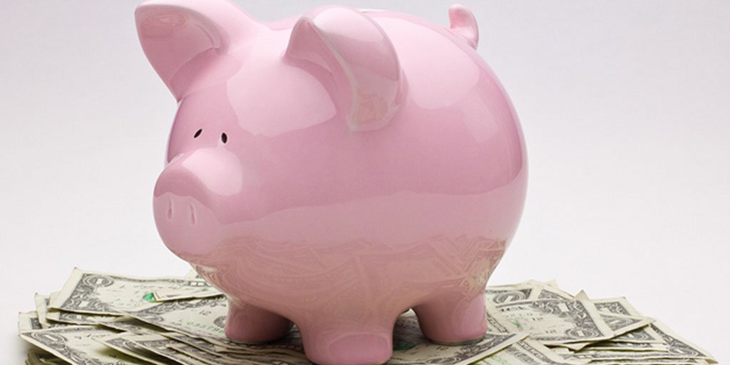 statravelUS's tweet image. What are your budgeting tips while traveling? Here&apos;s some of ours 💰sta.travel/1SUkNlY #STABlog