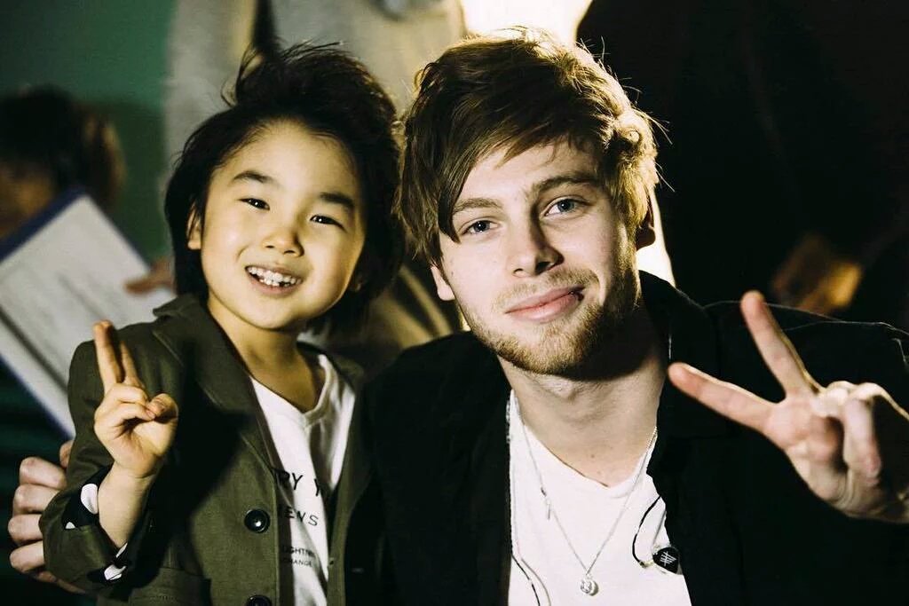 5sosFam's tweet photo. they are all SO cute πππ #Mini5SOS -sara https://t.co/aVRBzXDtT5