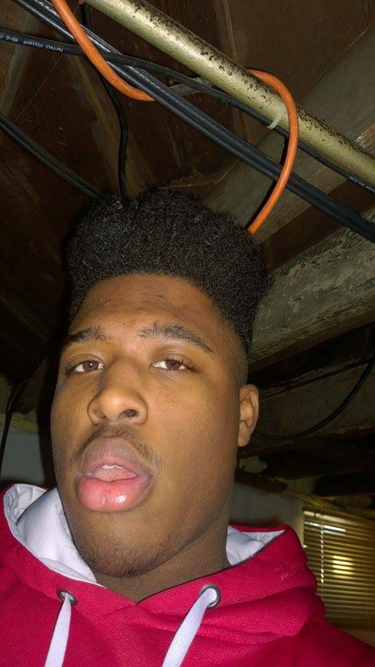 lloydboy97's tweet photo. Dude wild asl https://t.co/O1u3R97A2i