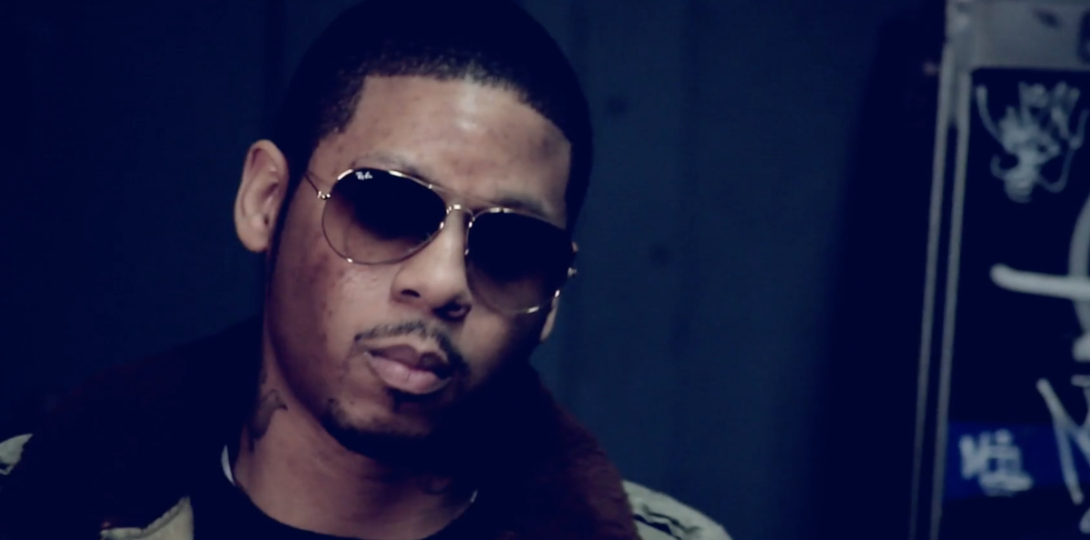 Video: Vado feat. Shake - New New 16bars.de/media/79035/ne… <a href="/VADO_MH/">HA FISHER</a>