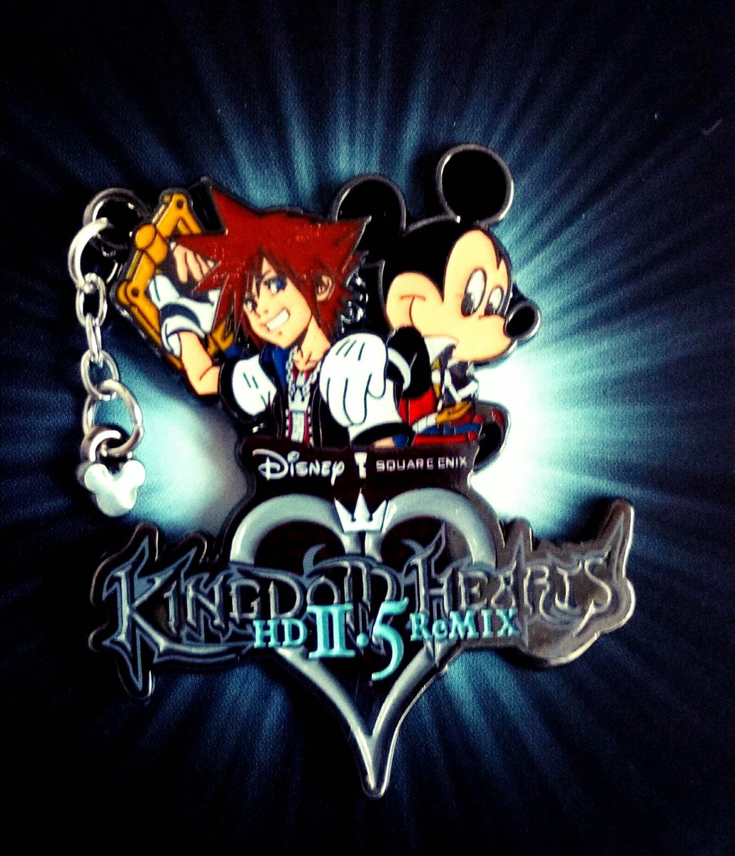 SquareEnixDE's tweet photo. Heute ist der Tag der grundlosen #Nettigkeiten. Retweeten und einen von 20 #KingdomHearts Pins gewinnen! #KH https://t.co/jYza2TAD2z