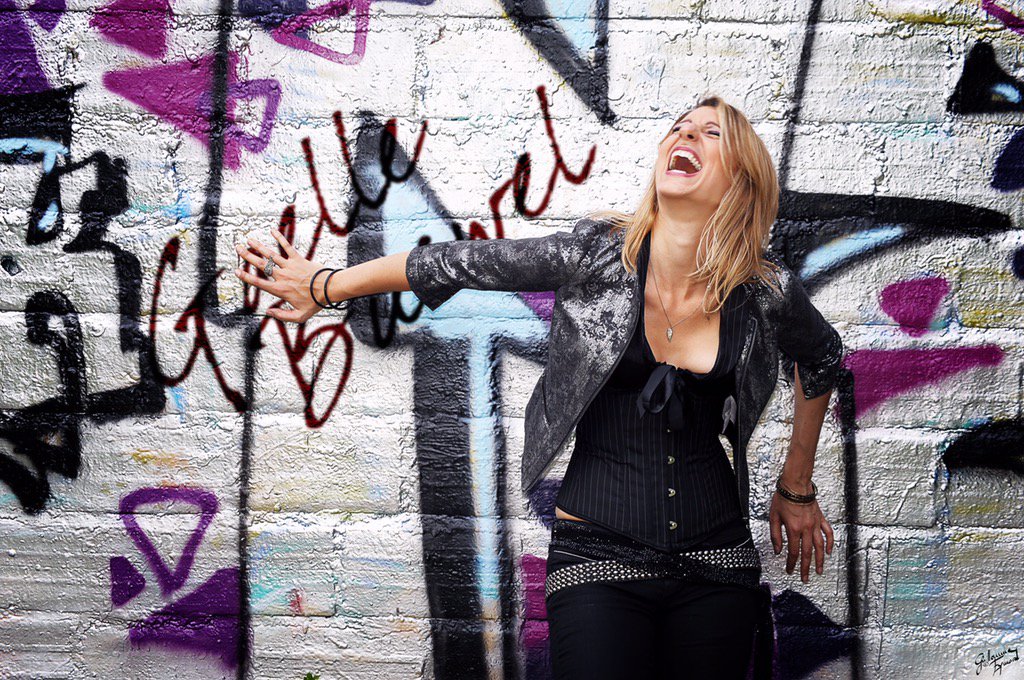 GaelleBuswel's tweet photo. À vos tweets! Demain la gare de Montparnasse se transformera en salle de Concert! RDV à 17h porte Océane 😉Paris❤️ https://t.co/fWetcF5tMk