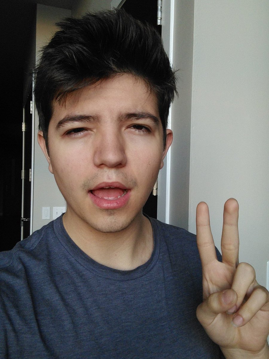 Preston's tweet photo. Barely functioning... Good morning fam! ☀️ https://t.co/FcGQzoOS3V