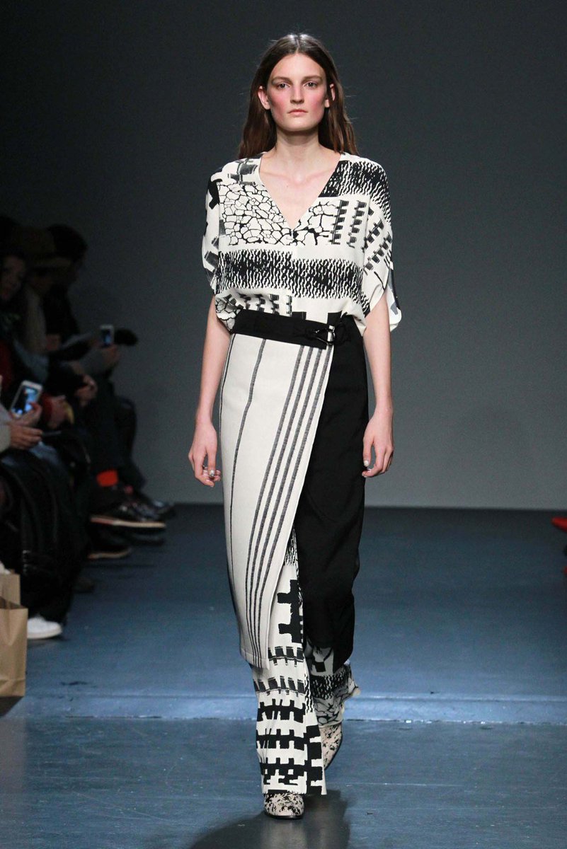 LORPHEUSmag's tweet photo. Zero + Maria Cornejo RTW Fall 2016 https://t.co/mGDBYWUdao https://t.co/9RmPrce3Re