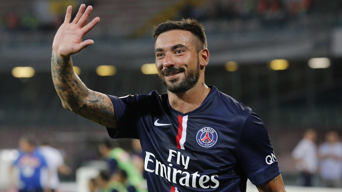 Histoire_du_PSG's tweet image. L'aventure parisienne de Lavezzi s'arrête après 4 saisons, 161 matches 35 buts et 13 passes decisives. #PSG